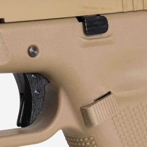 Страйкбольный пистолет WE GLOCK-17 gen5, металл слайд, сменные накладки, TAN F Version WE-G001FVB-TAN