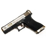 Страйкбольный пистолет WE GLOCK-17 G-Force металл слайд, черная рамка, хром. слайд, золоченый ствол WE-G001WET-3