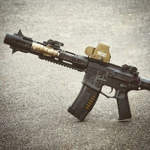 Страйкбольный автомат Ares M4 Amoeba Honey Badger BK 12' (AM-013-BK)